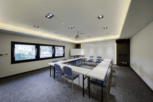 su_meeting-room_slideshow_2-1-600x400