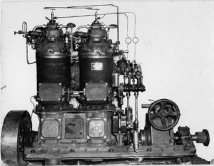舊型的燒頭式二汽缸引擎，現在已絕跡。（照片提供：廖大慶）